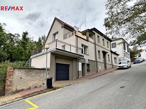 Prodej bytu 2+1 62 m² Hluboká nad Vltavou