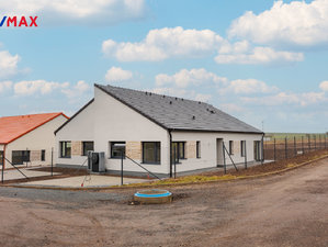 Prodej rodinného domu 95 m² Slavětín