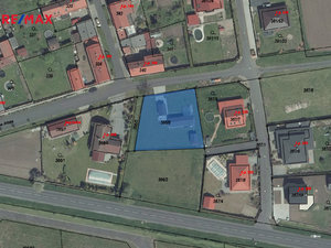 Prodej stavební parcely 832 m² Slavětín
