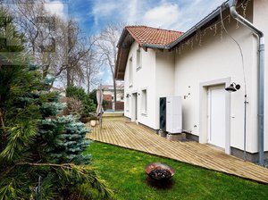 Prodej rodinného domu 139 m² Zlatníky-Hodkovice