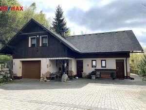 Prodej rodinného domu 215 m² Desná