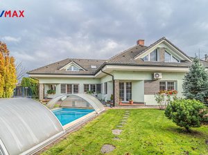 Prodej rodinného domu 420 m² Žilina