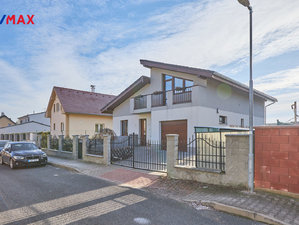 Prodej rodinného domu 154 m² Makotřasy