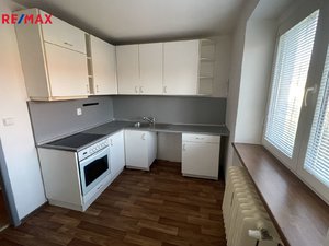 Pronájem bytu 1+1 32 m² Kladno