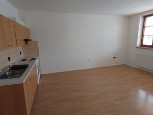 Pronájem bytu 3+kk 67 m² Besednice