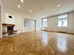 Prodej bytu 3+1 130 m² Praha