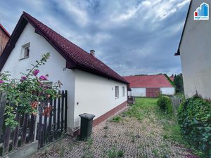 Prodej rodinného domu 375 m² Břasy