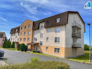 Pronájem bytu 2+1 72 m² Tlučná