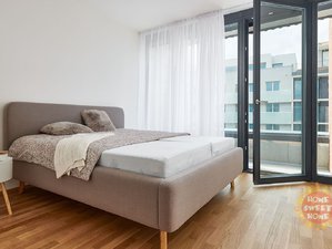 Pronájem bytu 2+kk 64 m² Praha