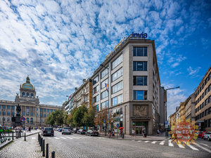 Pronájem obchodu 500 m² Praha