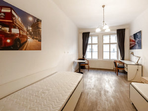 Pronájem bytu 1+1 28 m² Praha