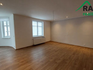 Pronájem bytu 1+1 69 m² Aš