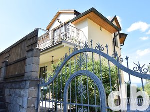 Prodej rodinného domu 280 m² Karlovy Vary