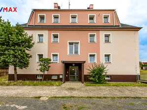 Prodej bytu 2+1 65 m² Kostomlaty pod Milešovkou