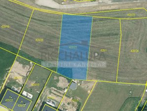 Prodej stavební parcely 825 m² Hosín