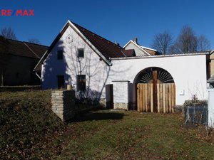 Prodej rodinného domu 206 m² Mičovice