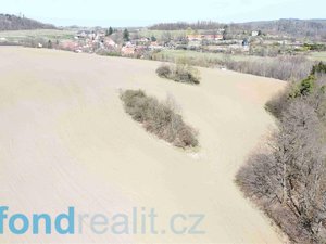 Prodej zemědělské půdy 9415 m² Kaliště
