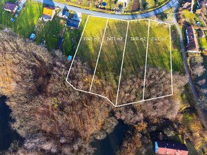 Prodej stavební parcely 2472 m² Běstvina