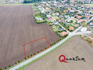 Prodej stavební parcely 2228 m² Klecany