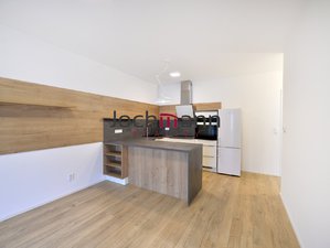 Pronájem bytu 2+kk 42 m² Hluboká nad Vltavou