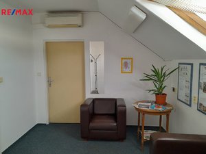 Pronájem kanceláře 67 m² Znojmo