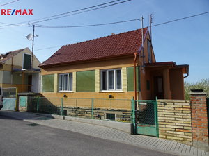 Prodej rodinného domu 120 m² Hluboké Mašůvky
