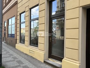 Pronájem obchodu 75 m² Praha