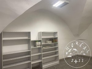 Pronájem obchodu 76 m² Moravské Budějovice