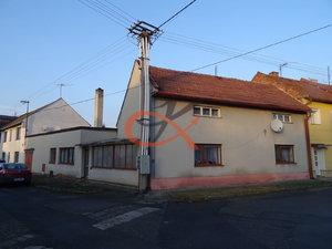 Prodej rodinného domu 213 m² Měrovice nad Hanou