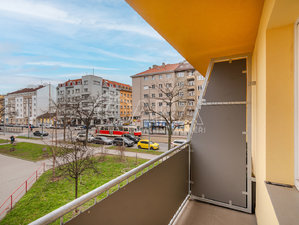 Pronájem bytu 2+1 72 m² Praha