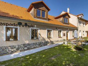 Prodej hotelu, penzionu 812 m² Třebívlice