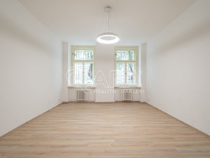 Pronájem bytu 3+1 93 m² Praha