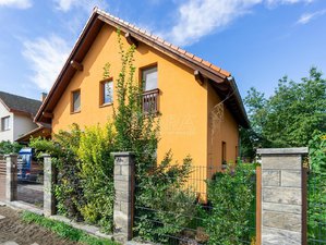 Prodej rodinného domu 145 m² Čelákovice