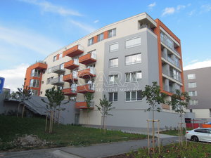 Prodej bytu 1+kk, garsoniery 40 m² Praha