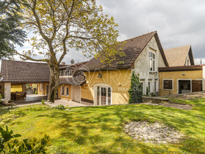 Prodej rodinného domu 289 m² Praha