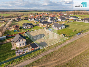 Prodej stavební parcely 1081 m² Dlouhá Lhota