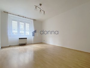 Prodej bytu 1+kk, garsoniery 30 m² Praha