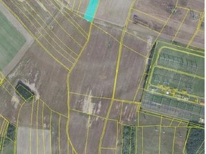 Dražba podílu zemědělské půdy 4122 m² Krakovany