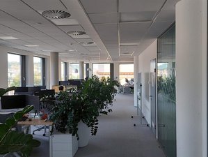 Pronájem kanceláře 235 m² Praha