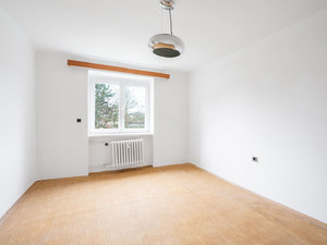 Pronájem bytu 1+1 39 m² Tlučná