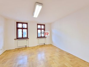 Pronájem kanceláře 100 m² Olomouc