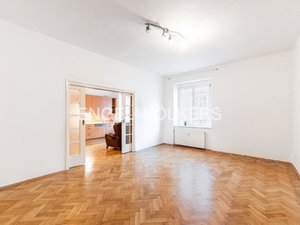 Pronájem bytu 4+1 114 m² Praha