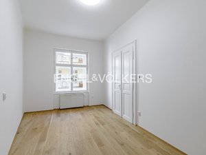 Pronájem bytu 2+1 60 m² Praha