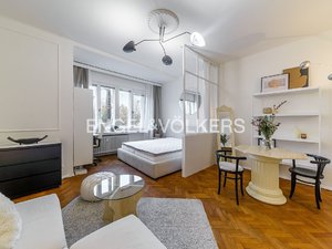 Pronájem bytu 1+1 49 m² Praha