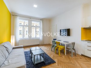 Pronájem bytu 2+kk 52 m² Praha