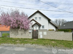 Prodej rodinného domu 226 m² Kamenice
