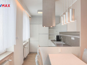 Pronájem bytu 3+kk 81 m² Ostrava