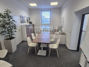 Pronájem kanceláře 103 m² Hradec Králové