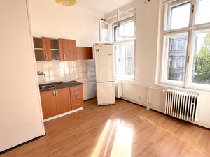 Pronájem bytu 1+1 47 m² Kladno