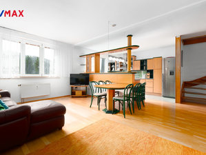 Prodej bytu 5+kk 125 m² Karlovy Vary